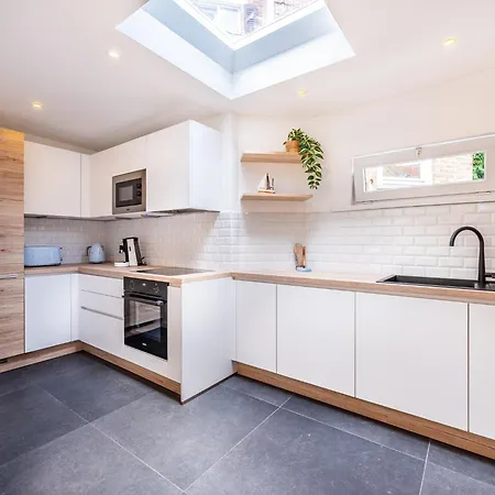 Garden Steps From Beaches, Cleaning Included * Koksijde